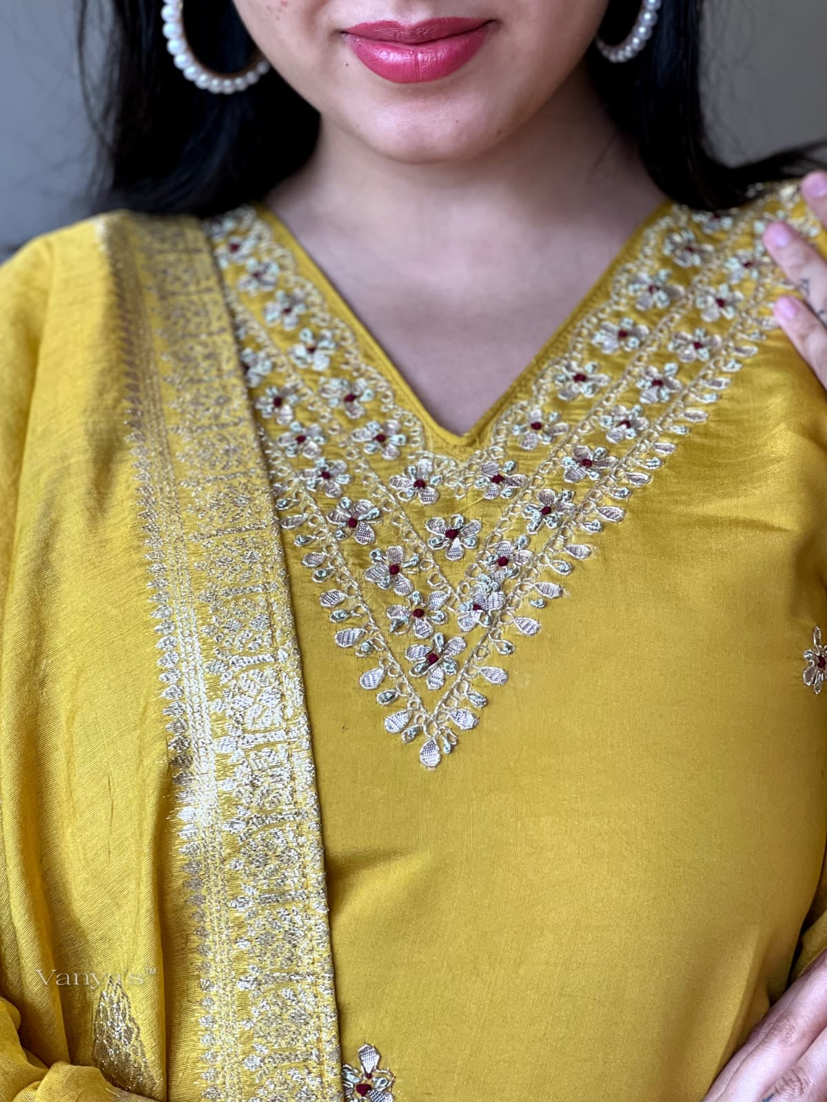 Sun yellow suit set