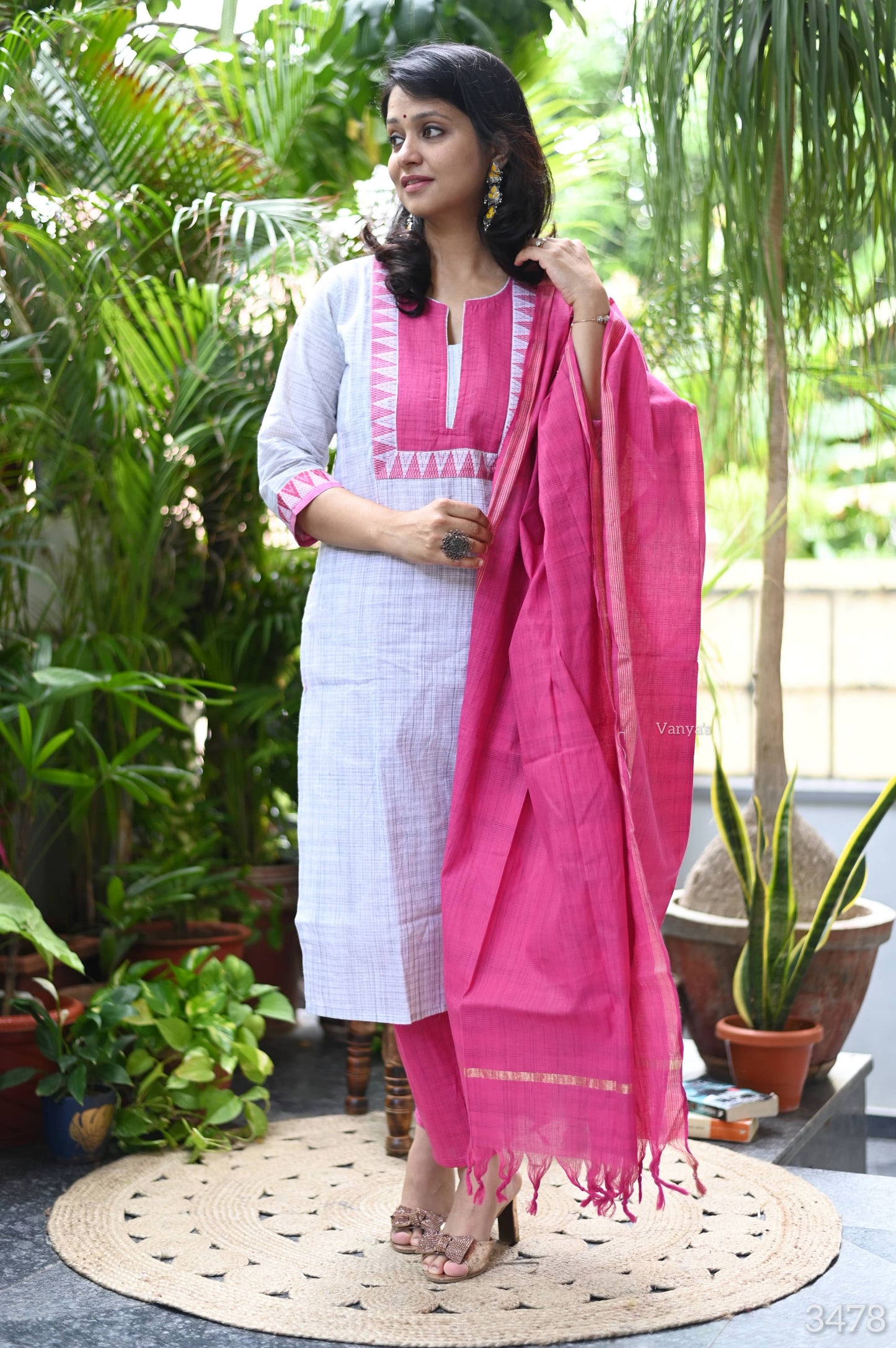 Pink mangalgiri suit set