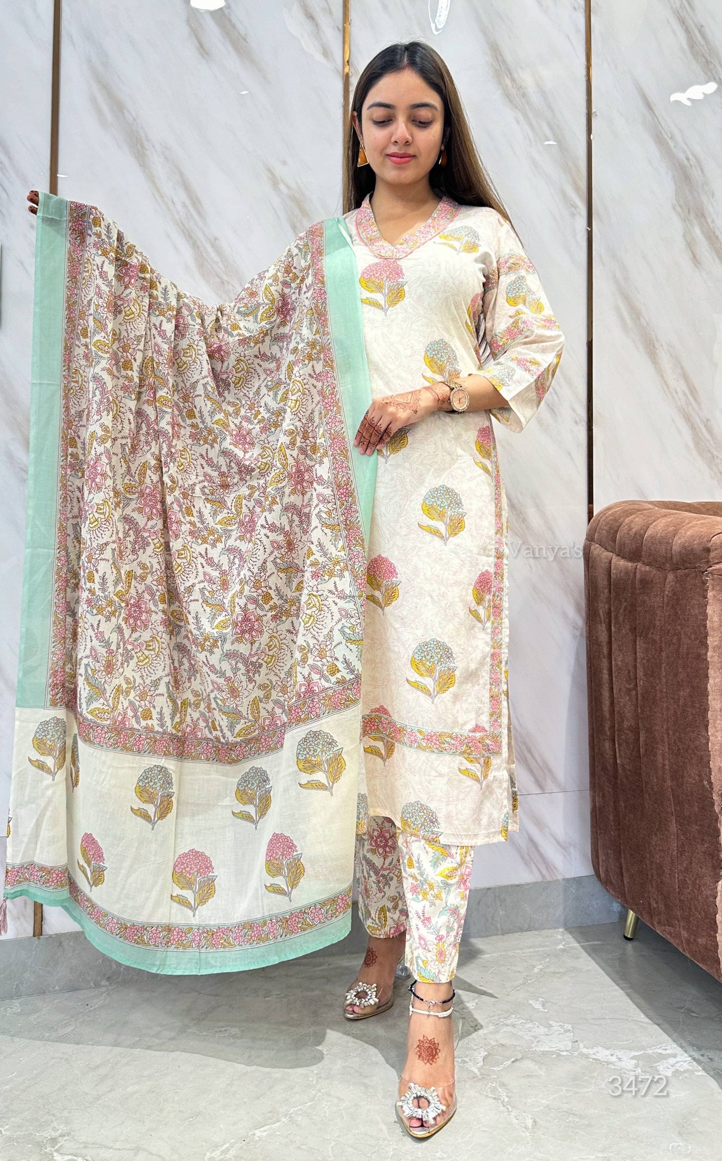 Creamy pastel Suit Set