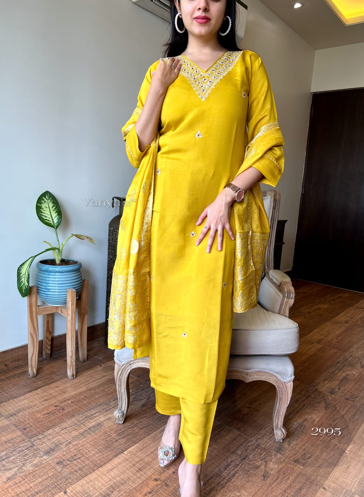 Sun yellow suit set