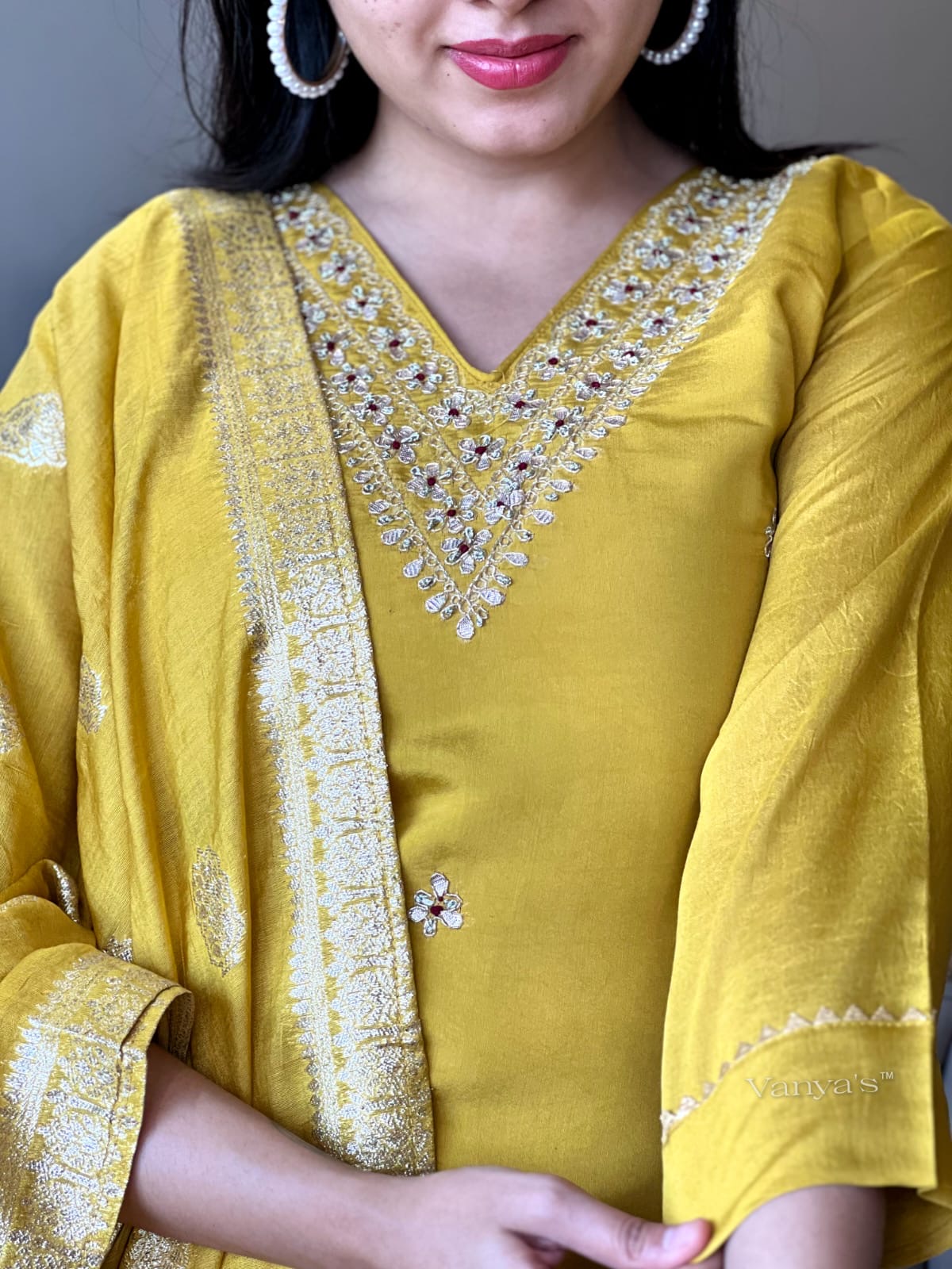 Sun yellow suit set
