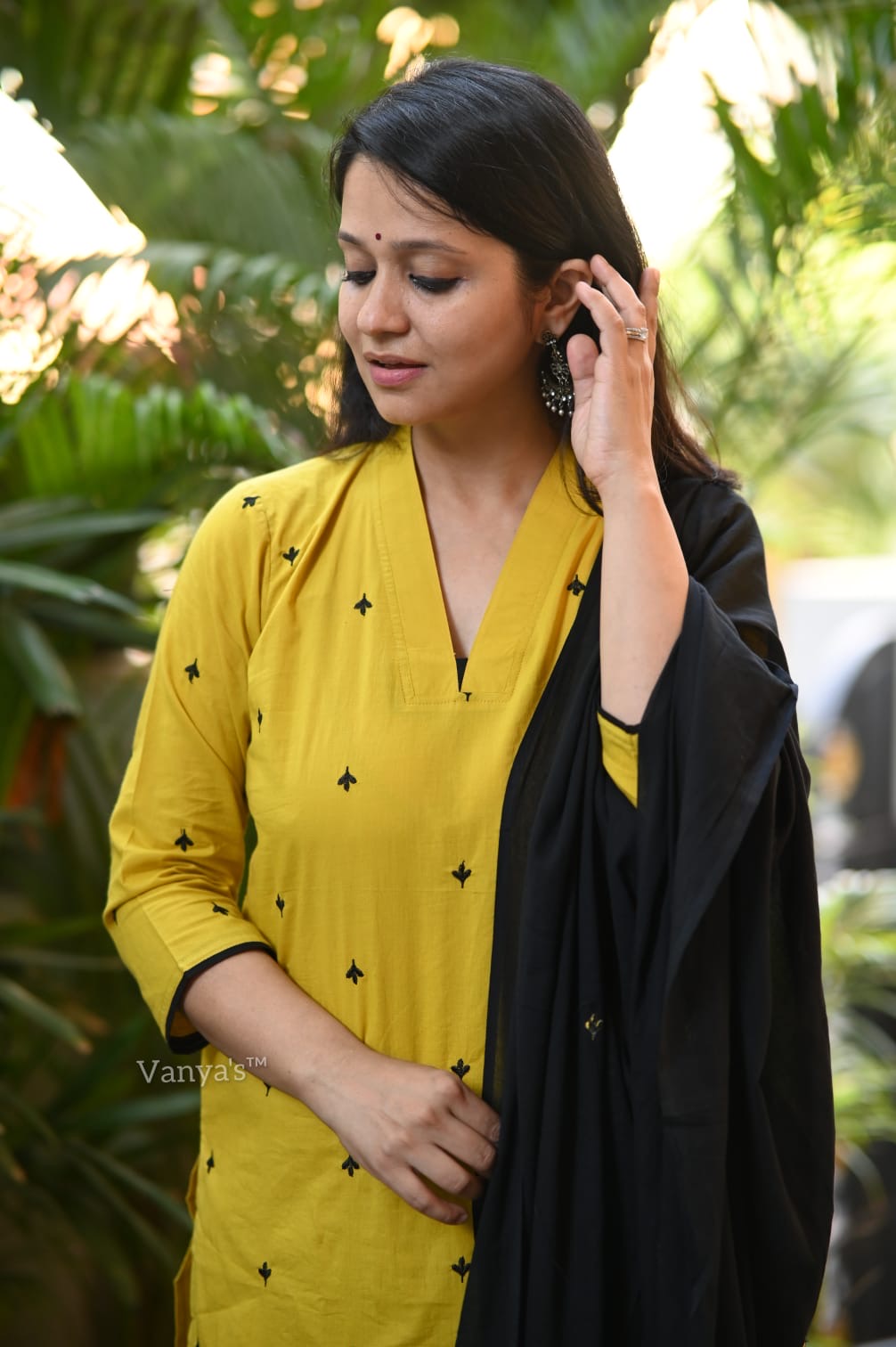 Yellow suit set