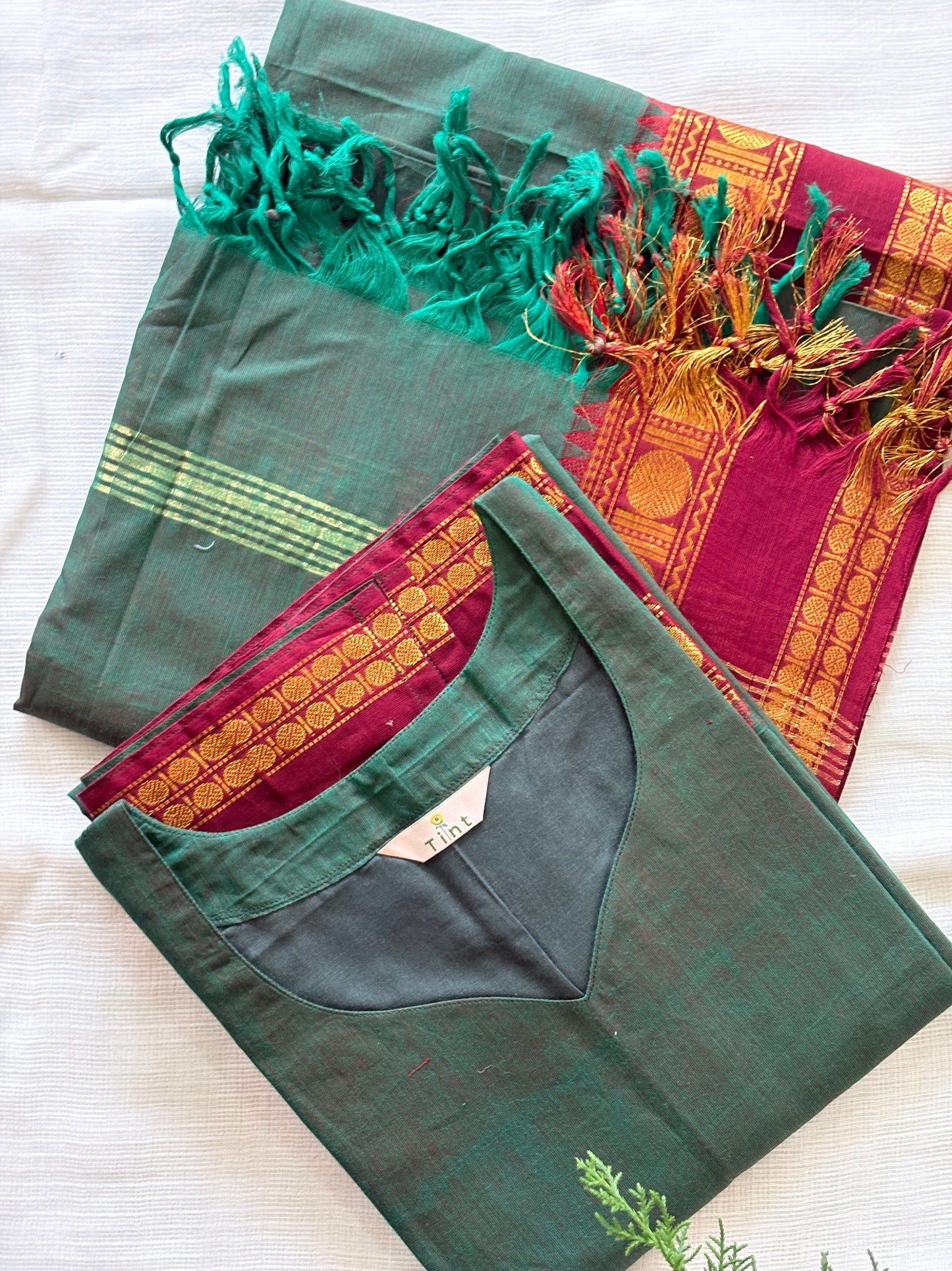Jade & Maroon Kanchi Cotton Kurta dupatta