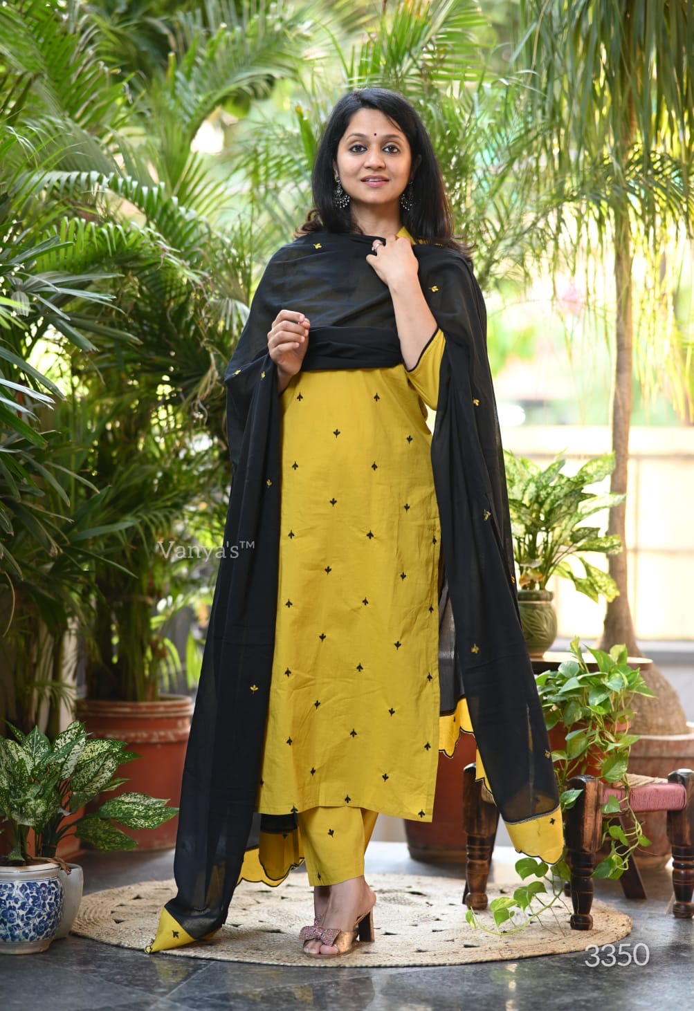 Yellow suit set