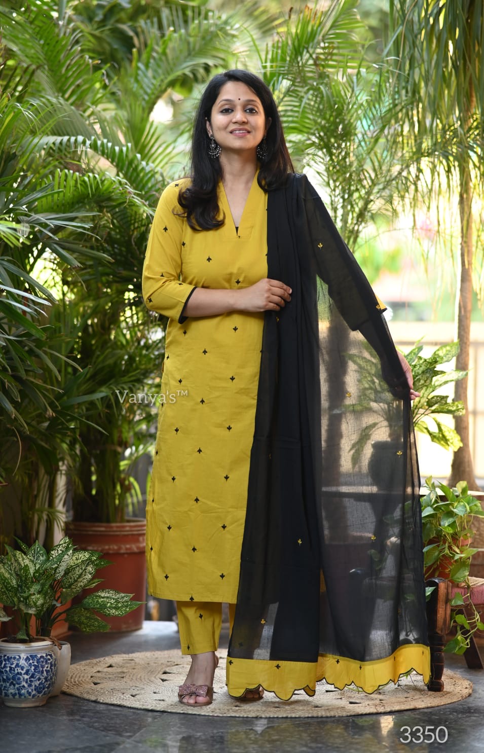 Yellow suit set