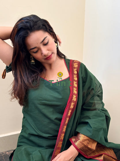 Izhai (Banana leaf) kurta dupatta