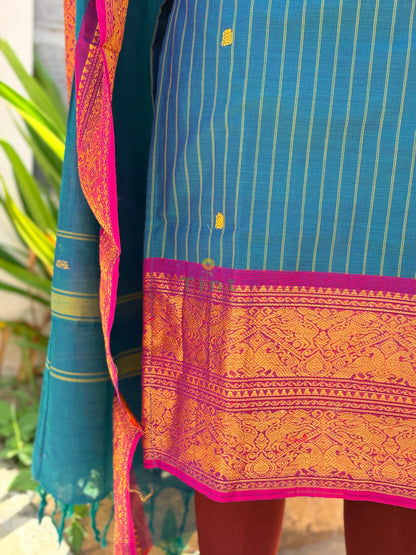 Size XS Peacock & bougainvillea garden