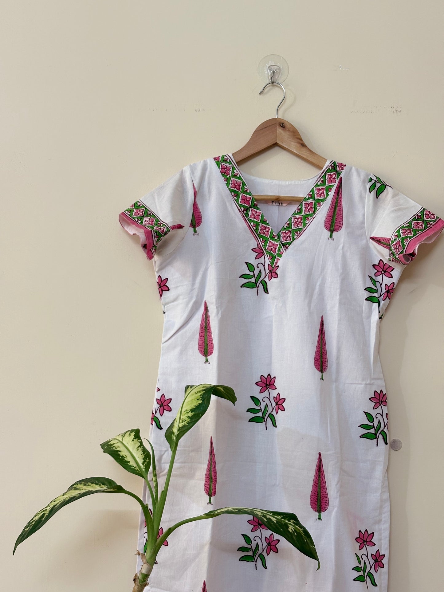 Size S- Floral handblock Cotton Kurta