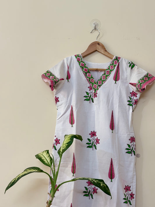 Size S- Floral handblock Cotton Kurta