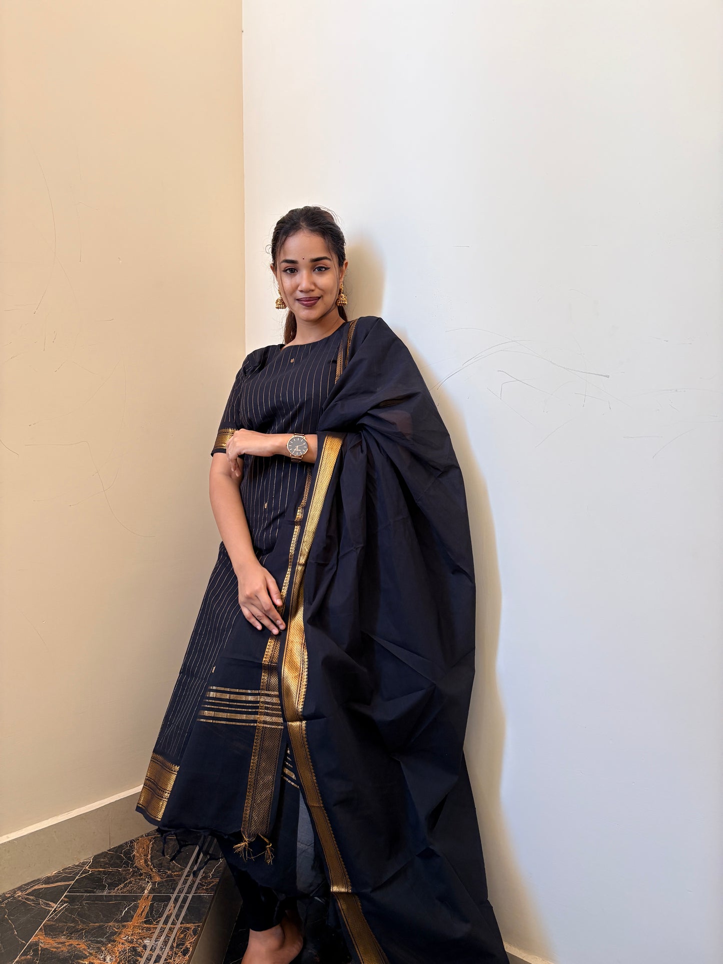 Midnight Gold Kanchi Cotton Kurta dupatta