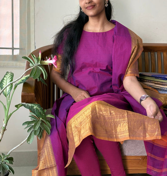 Magenta kurta dupatta