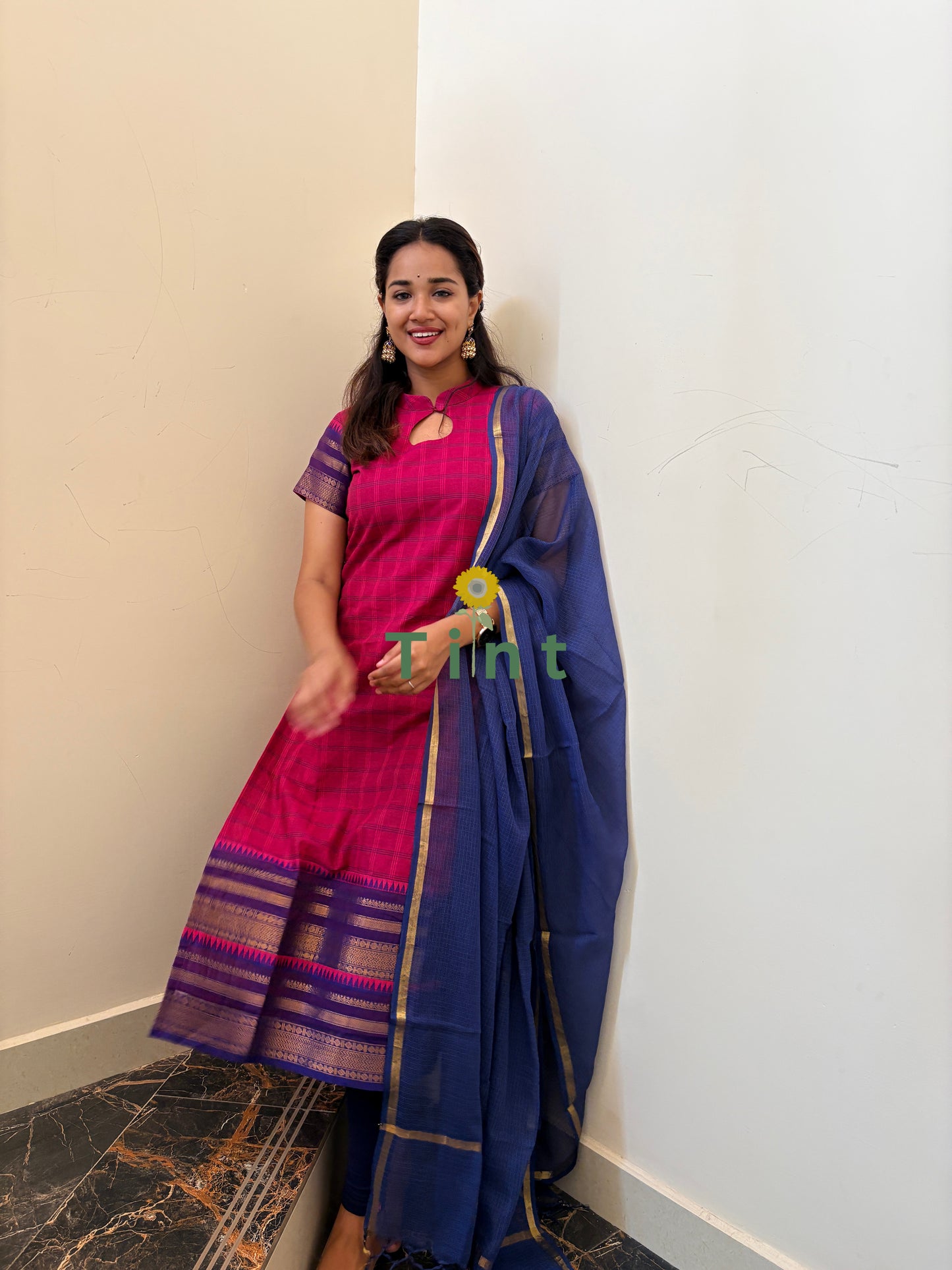 Strawberry kurta with Kota dupatta