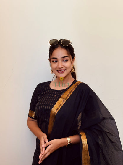 Midnight Gold Kanchi Cotton Kurta dupatta