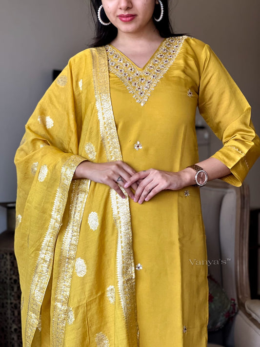 Sun yellow suit set