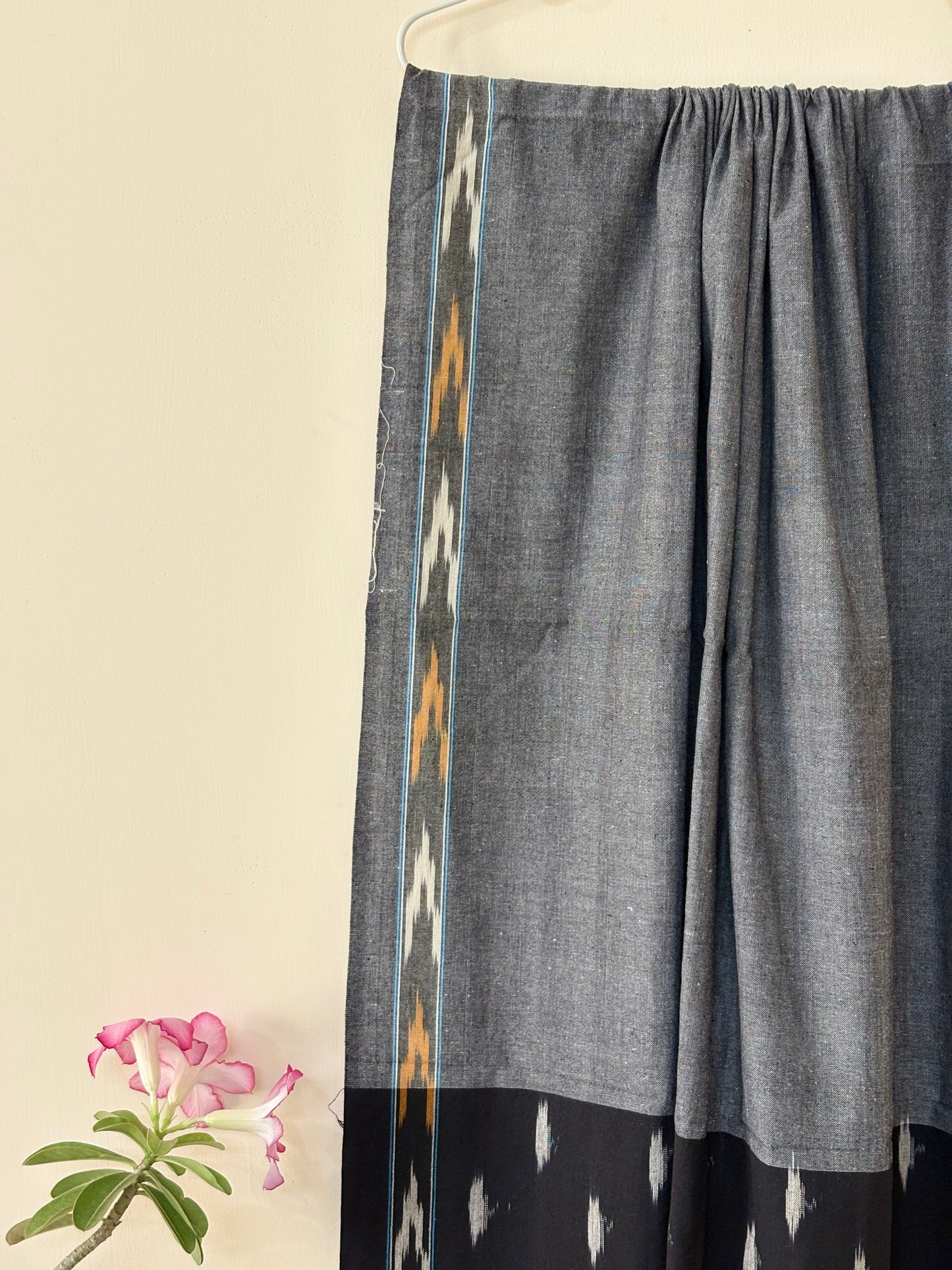 Chalk & Charcoal Ikat Dupatta