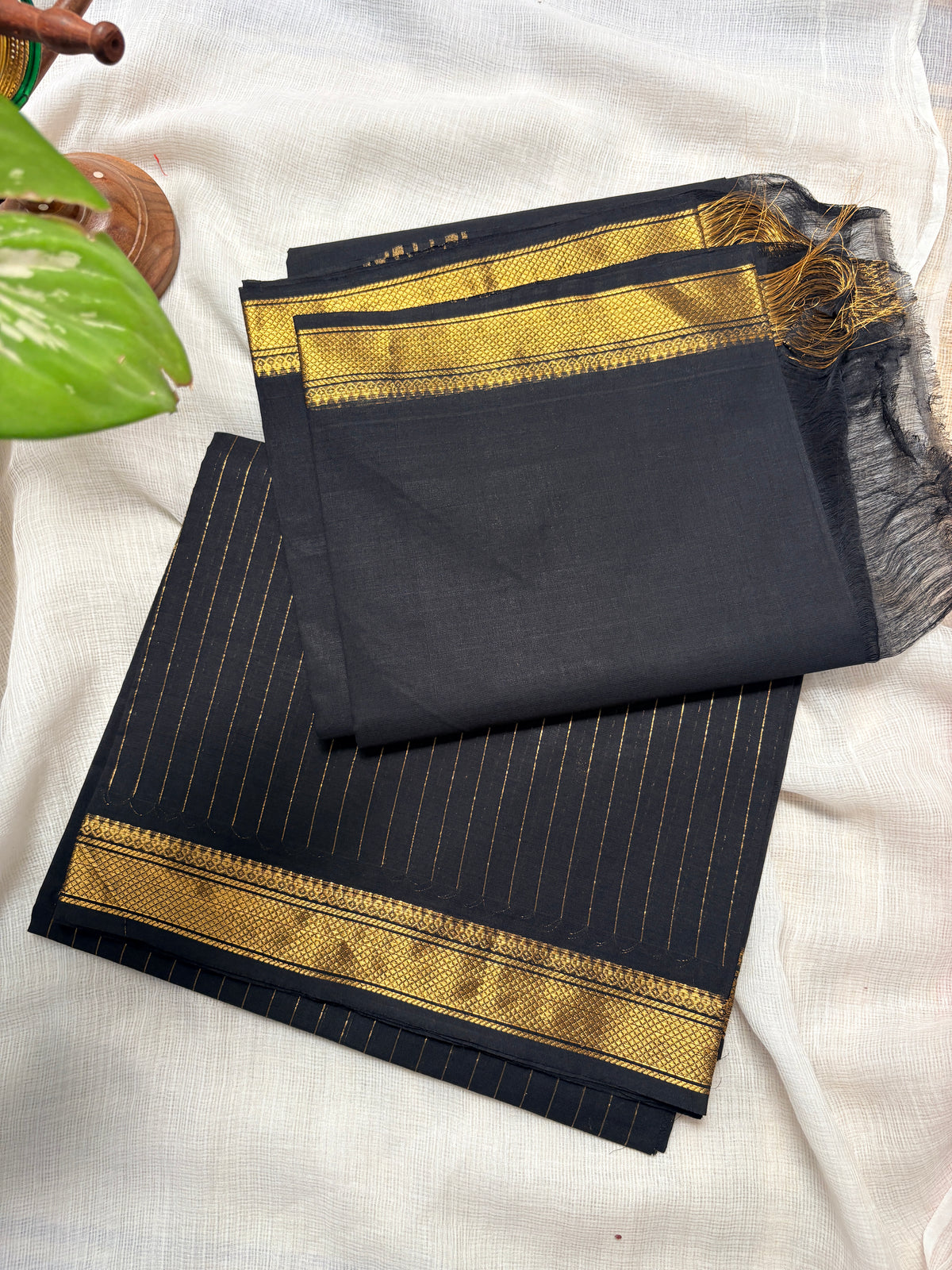 Midnight Gold Unstitched Kanchi cotton set (2-piece)