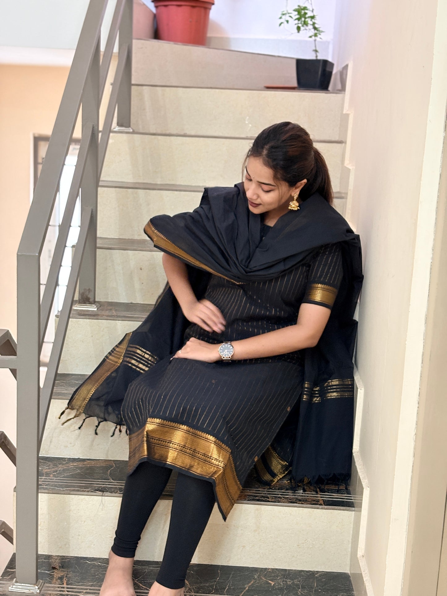 Midnight Gold Kanchi Cotton Kurta dupatta