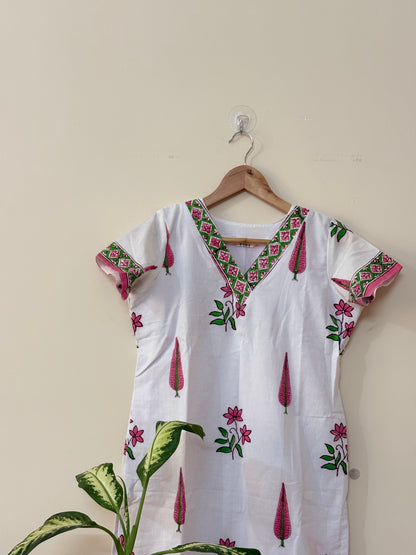 Size S- Floral handblock Cotton Kurta